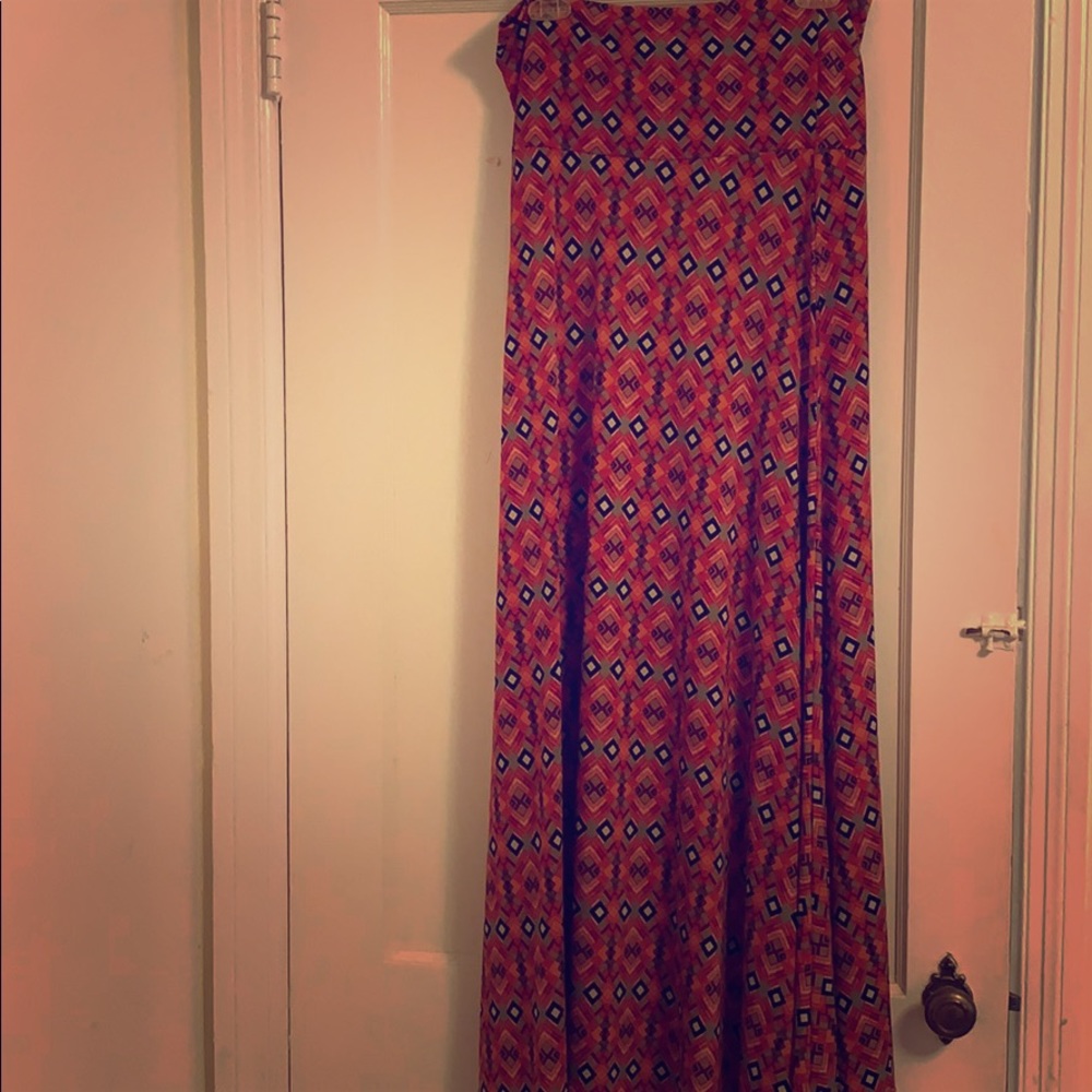 Abstract design maxi skirt